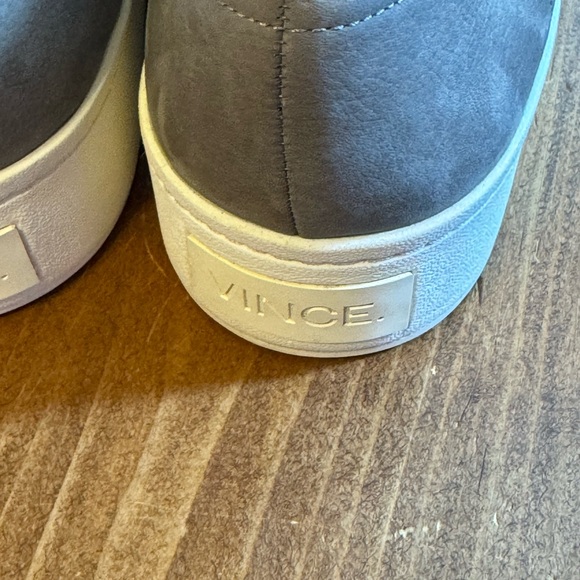 Vince Woman’s Warner Zip front Platform Sneaker.Size 8.5 =38 See photos - Picture 15 of 16